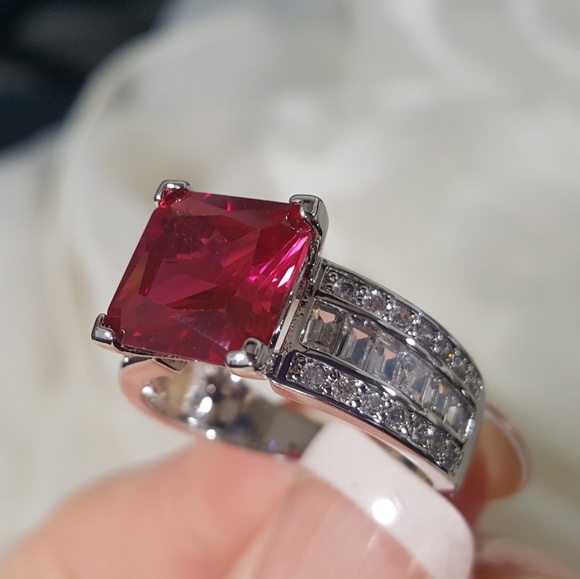 Simulated Ruby n White Diamonds - Picture 2 of 8